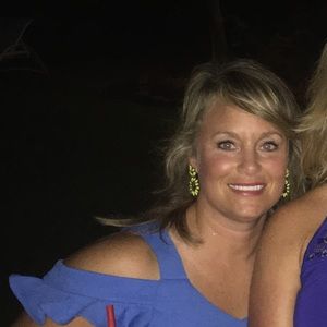 Meet your Posher, Stacy